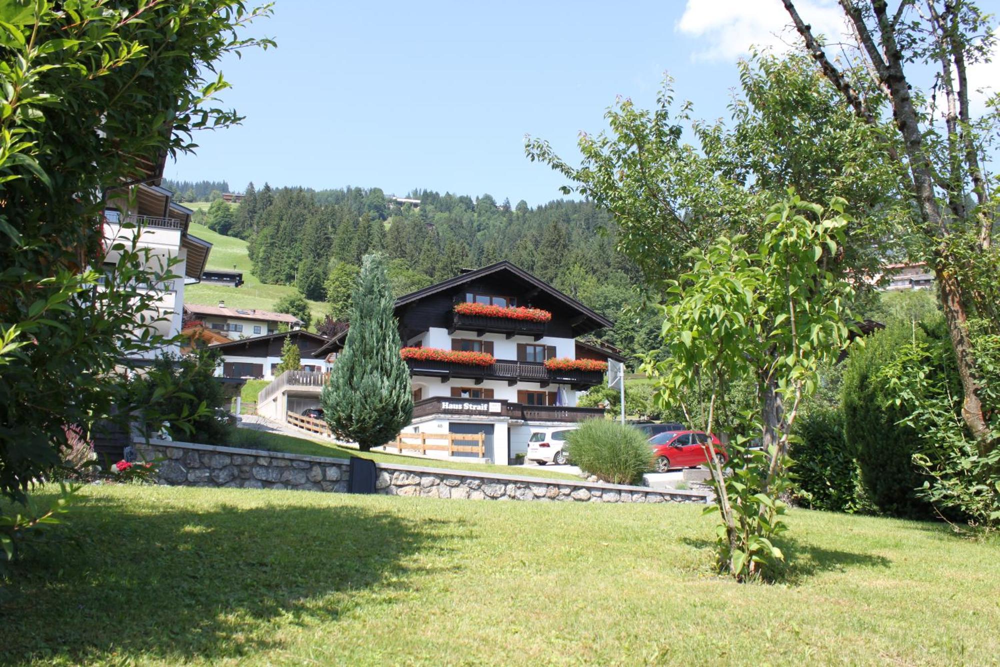 Ferienwohnung Haus Straif Brixen im Thale Exterior foto