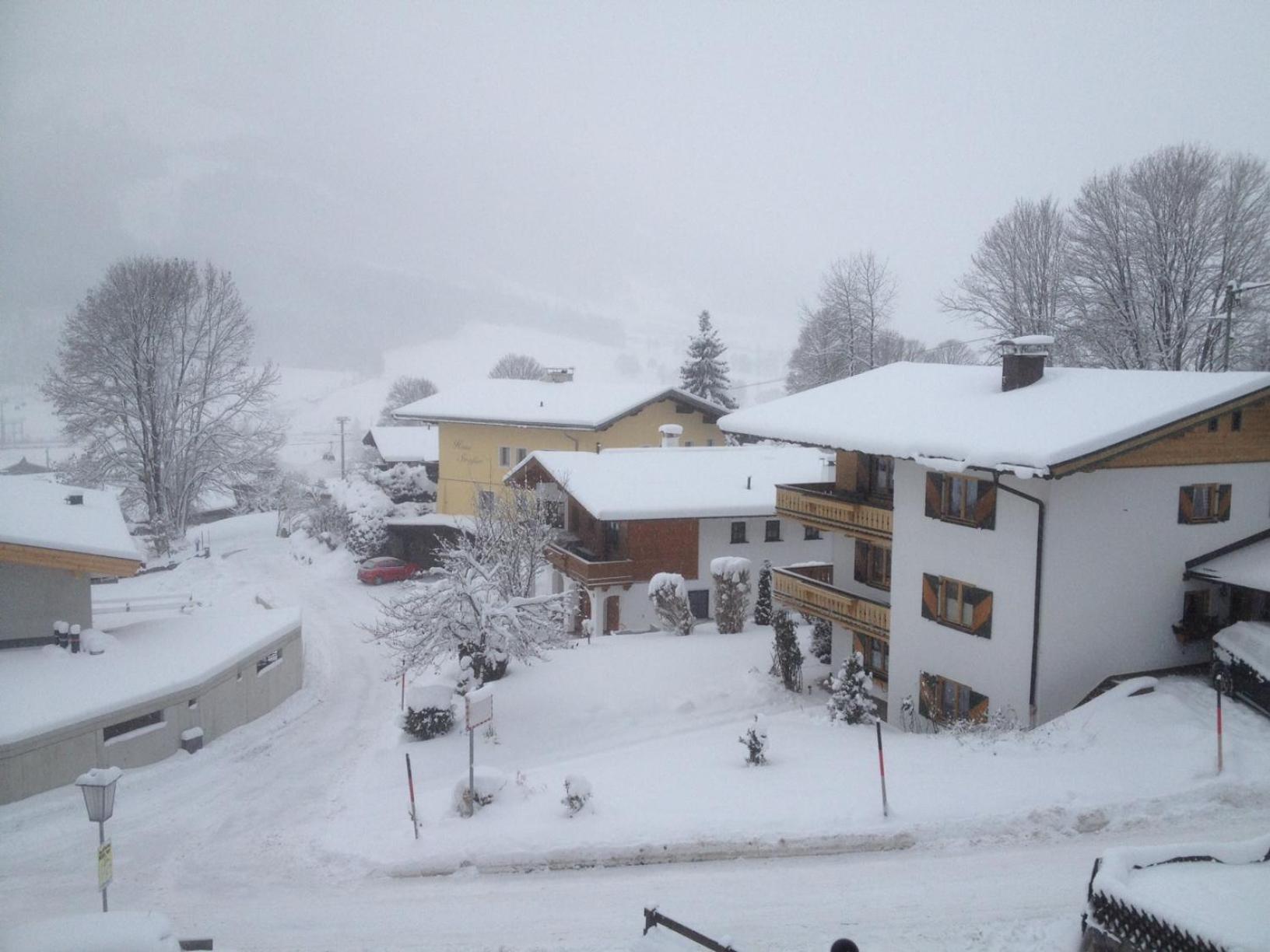 Ferienwohnung Haus Straif Brixen im Thale Exterior foto